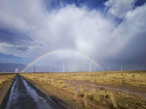 利来老牌国际官网app助力全球首条±800kV清洁能源外送建设项目在青海顺遂投运