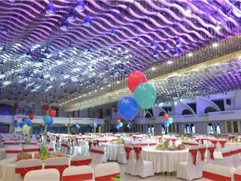 圣诞不“剩单”，，，，，，等你来造——利来老牌国际官网app集团团委平安夜举行圣诞狂欢运动